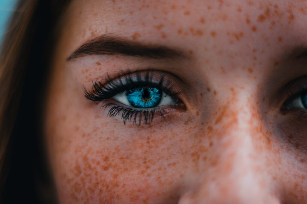 Eyelash Tinting